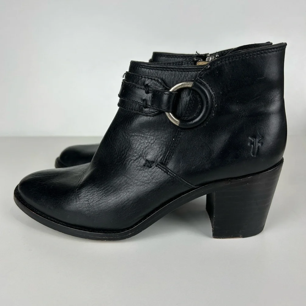 FRYE JANIS HARNESS BLACK LEATHER BOOTS 7.5
